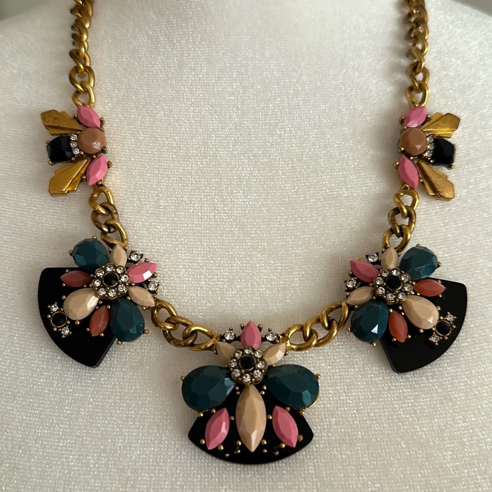 Vintage J. Crew Bees and flowers necklace